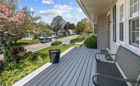 52 St Louis Ave, Woonsocket, RI 02895 photo 5
