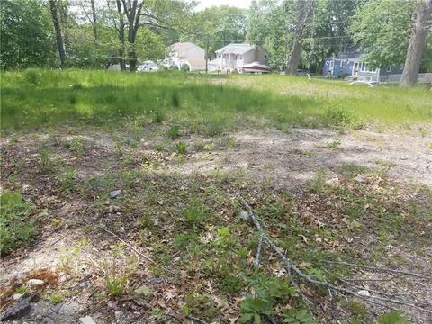 220 Larch St, Woonsocket, RI 02895 photo 5