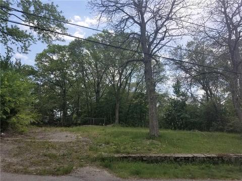 220 Larch St, Woonsocket, RI 02895 photo 1