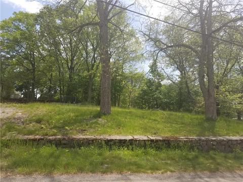 220 Larch St, Woonsocket, RI 02895 photo 2