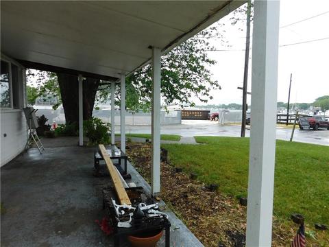 18 Mohawk Ave, Warwick, RI 02889 photo 4