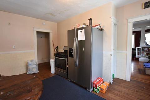 422 Winter St, Woonsocket, RI 02895 photo 6