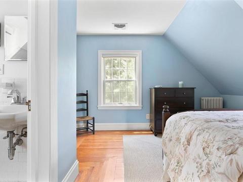 216 Highland Ave, Warwick, RI 02886 photo 16