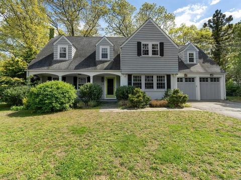216 Highland Ave, Warwick, RI 02886 photo 1