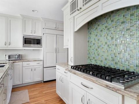 216 Highland Ave, Warwick, RI 02886 photo 11