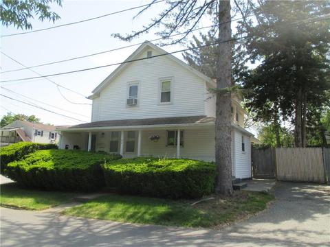 84 Blade St, Warwick, RI 02886 photo 1