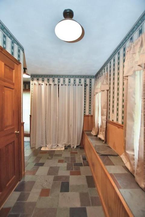 167 Mount Saint Charles Ave, Woonsocket, RI 02895 photo 7