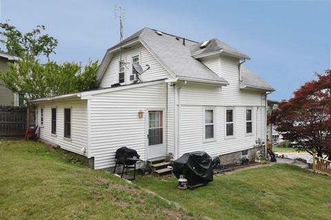 167 Mount Saint Charles Ave, Woonsocket, RI 02895 photo 15