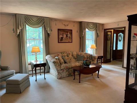 11 Silver Maple Dr, Coventry, RI 02816 photo 9