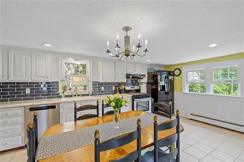 107 Spring St, Woonsocket, RI 02895 photo 18