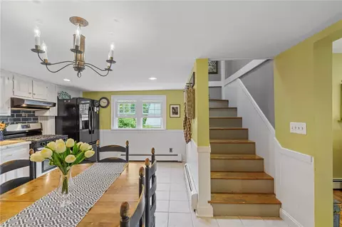 107 Spring St, Woonsocket, RI 02895 photo 31
