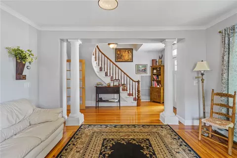107 Spring St, Woonsocket, RI 02895 photo 12