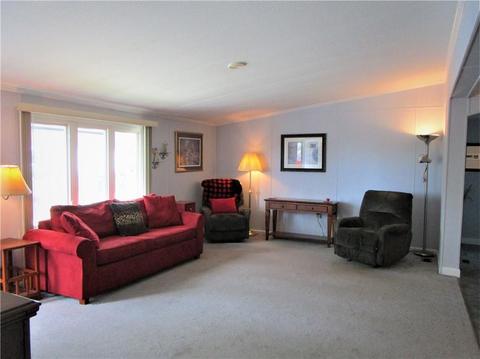4 Five Elms Cir, Coventry, RI 02816 photo 3