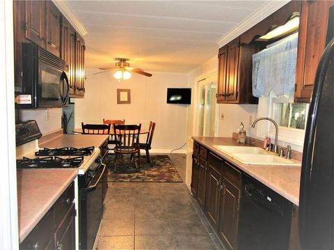 4 Five Elms Cir, Coventry, RI 02816 photo 9