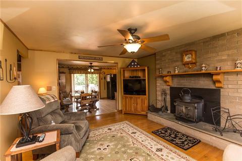 48 Stoneham Dr, Woonsocket, RI 02895 photo 4