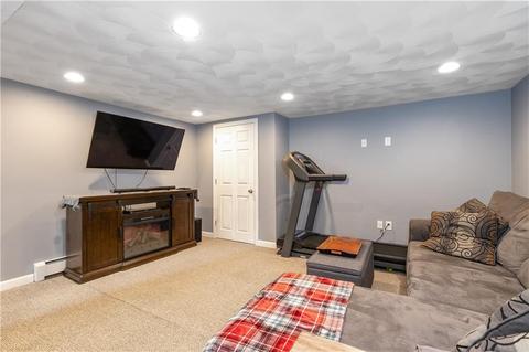 23 Carrs Ln, Warwick, RI 02886 photo 16