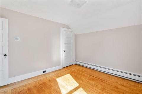 425 Ninth Ave, Woonsocket, RI 02895 photo 15