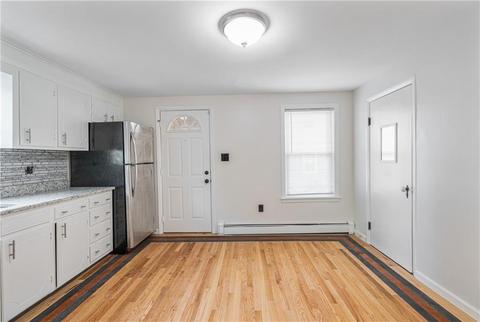 425 Ninth Ave, Woonsocket, RI 02895 photo 4