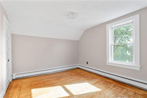 425 Ninth Ave, Woonsocket, RI 02895 photo 14