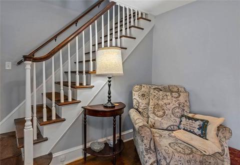 916 Park Ave, Woonsocket, RI 02895 photo 4