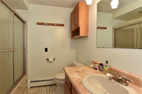 89 Kennedy Dr, Warwick, RI 02889 photo 16