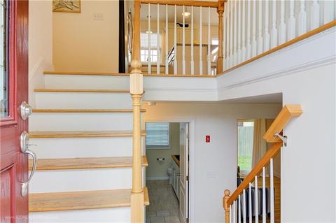 53 Millard Ave, Warwick, RI 02889 photo 3