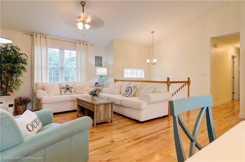 53 Millard Ave, Warwick, RI 02889 photo 8