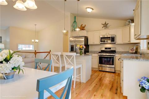 53 Millard Ave, Warwick, RI 02889 photo 10