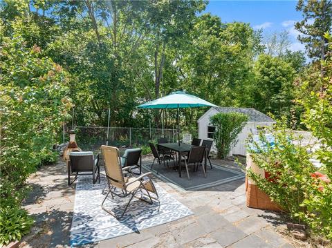 211 Getchell Ave, Woonsocket, RI 02895 photo 33