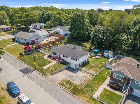 211 Getchell Ave, Woonsocket, RI 02895 photo 40