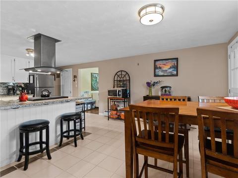 211 Getchell Ave, Woonsocket, RI 02895 photo 8