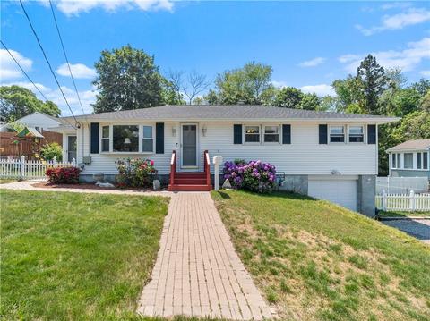 211 Getchell Ave, Woonsocket, RI 02895 photo 1