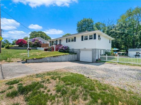211 Getchell Ave, Woonsocket, RI 02895 photo 3