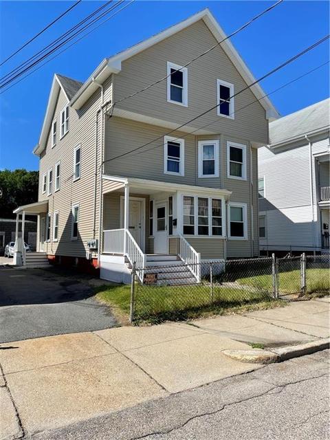 429 Willow St, Woonsocket, RI 02895 photo 1