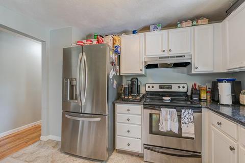 16 Diane Dr, Warwick, RI 02886 photo 6