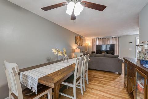 16 Diane Dr, Warwick, RI 02886 photo 7