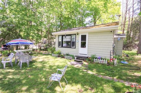 128 Lake View Dr, Glocester, RI 02814 photo 4