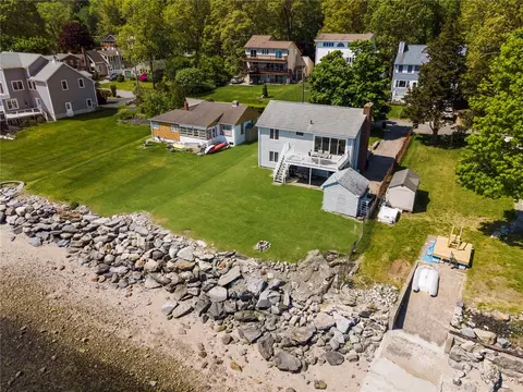 26 Riptide Dr, Saunderstown, RI 02874 photo 31