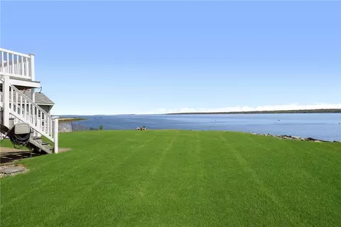26 Riptide Dr, Saunderstown, RI 02874 photo 23