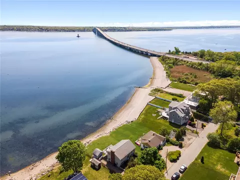 26 Riptide Dr, Saunderstown, RI 02874 photo 35