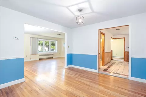 196 Lansdowne Dr, Warwick, RI 02888 photo 9