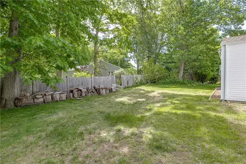 196 Lansdowne Dr, Warwick, RI 02888 photo 30
