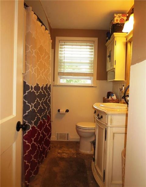28 Macarthur Blvd, Coventry, RI 02816 photo 13