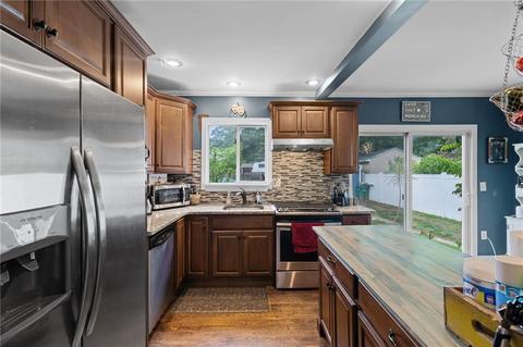 114 Abbott Ave, Warwick, RI 02886 photo 10