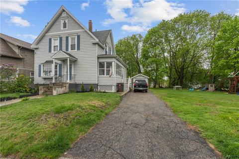 569 Gaskill St, Woonsocket, RI 02895 photo 33