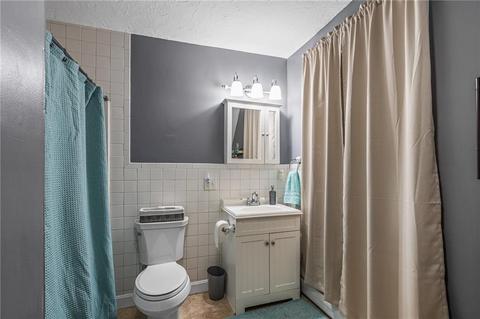569 Gaskill St, Woonsocket, RI 02895 photo 24