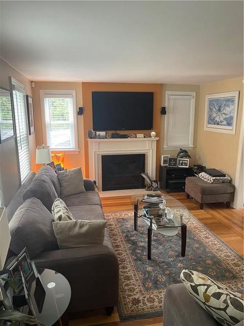 5 Pilgrim Dr, Warwick, RI 02888 photo 8