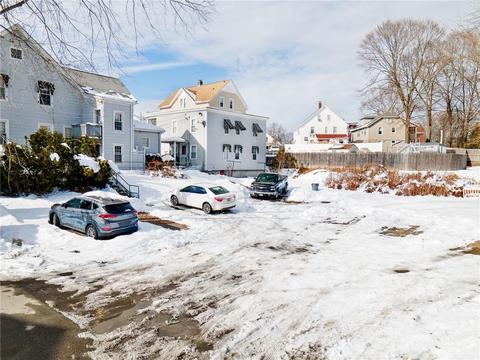 34 Jenckes St, Woonsocket, RI 02895 photo 5