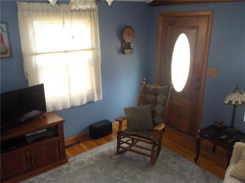 74 Darwin St, Woonsocket, RI 02895 photo 6