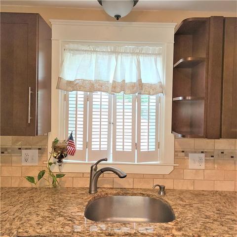 95 Thurman St, Warwick, RI 02888 photo 11